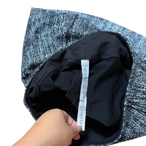 Lululemon Lost In Pace Skirt Size 8 Tall - Picture 5 of 6